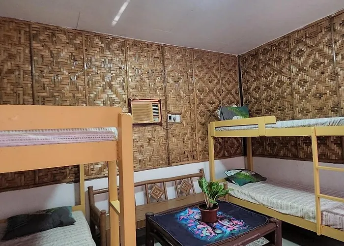 Hostel Nipaville Camphouse